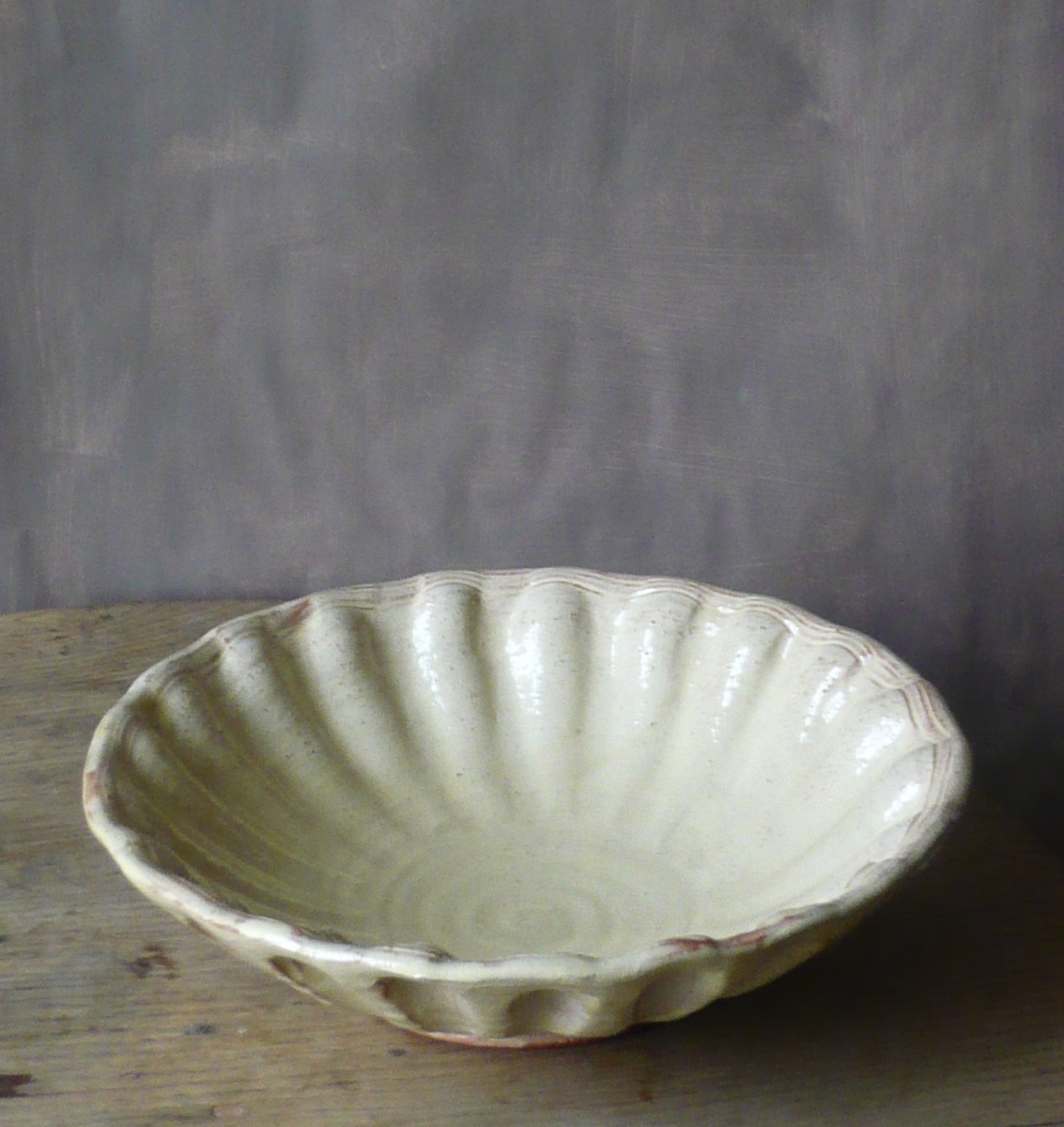 Scalloped bowl